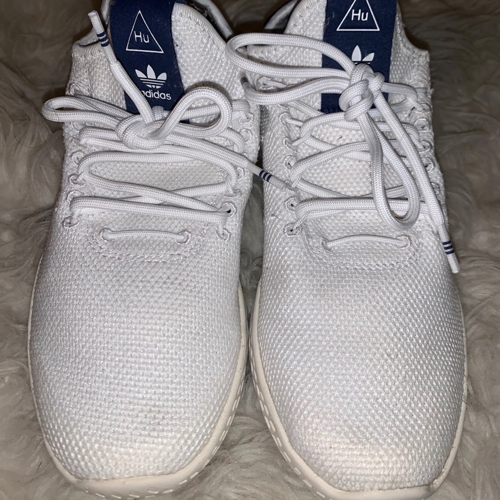 AdidasxPharrell Williams Knit Mesh Tennis shoes 🔥